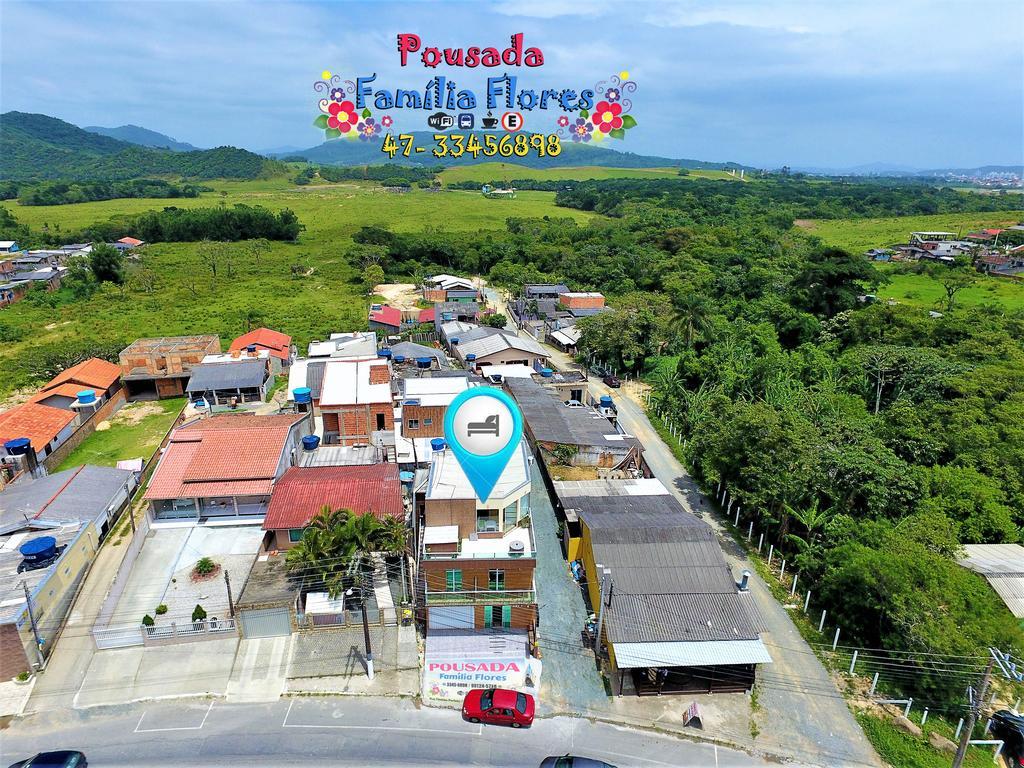 Pousada Familia Flores Penha  Eksteriør billede